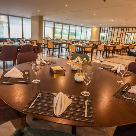 Gran Mareiro Hotel Fortaleza  Exteriör bild The restaurant