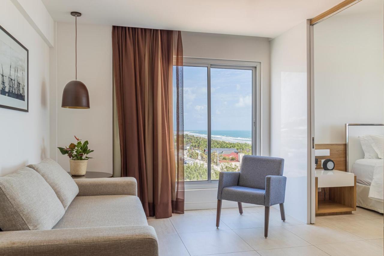 Gran Mareiro Hotel Fortaleza  Exteriör bild A room at the hotel