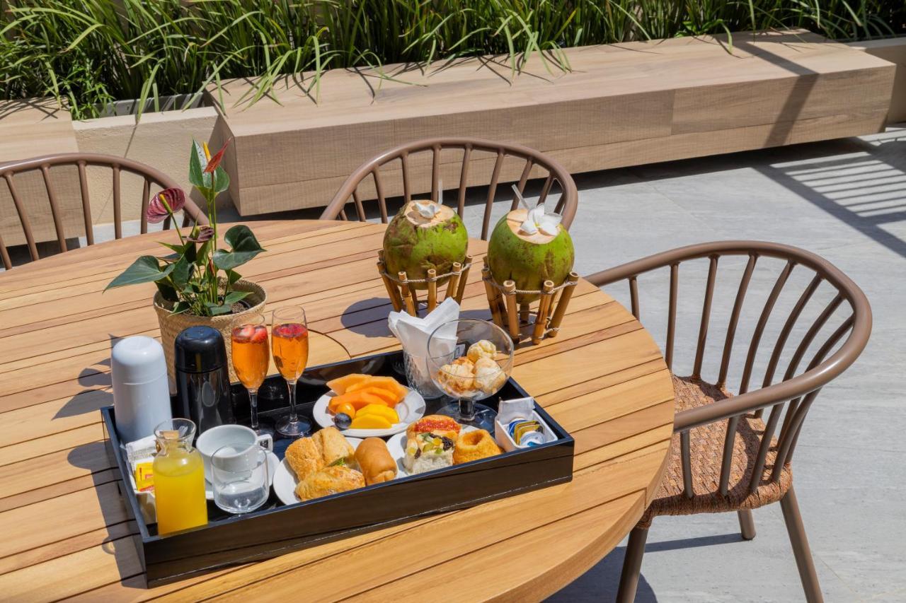 Gran Mareiro Hotel Fortaleza  Exteriör bild Breakfast at the hotel