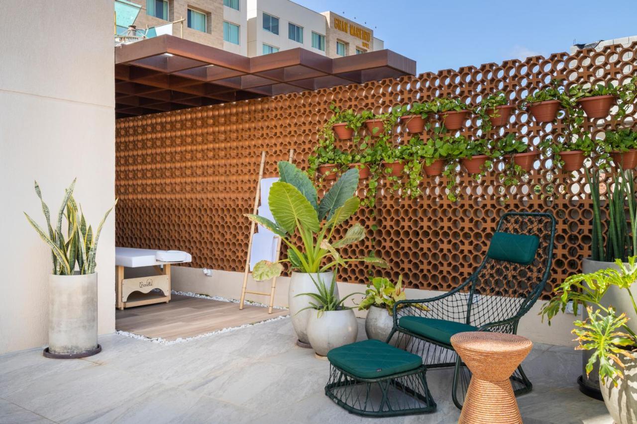 Gran Mareiro Hotel Fortaleza  Exteriör bild A rooftop garden in Mexico City