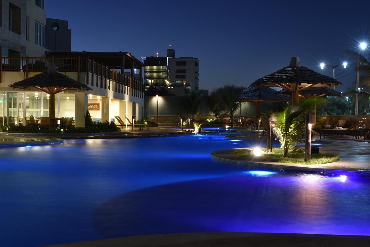 Gran Mareiro Hotel Fortaleza  Exteriör bild The pool at the Kempinski, Muscat